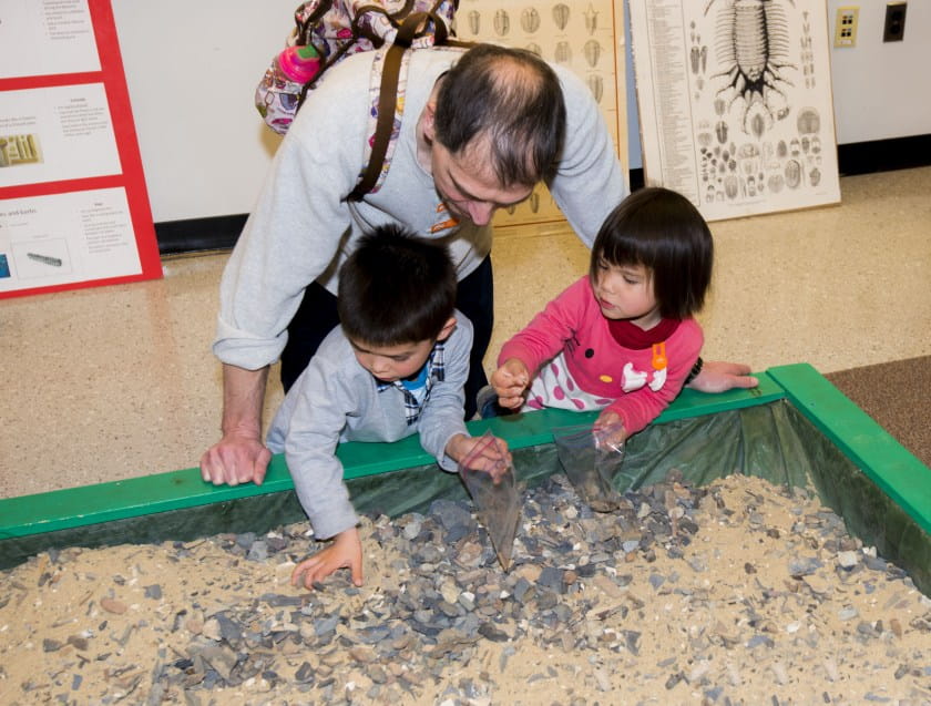 kids, dad at dig