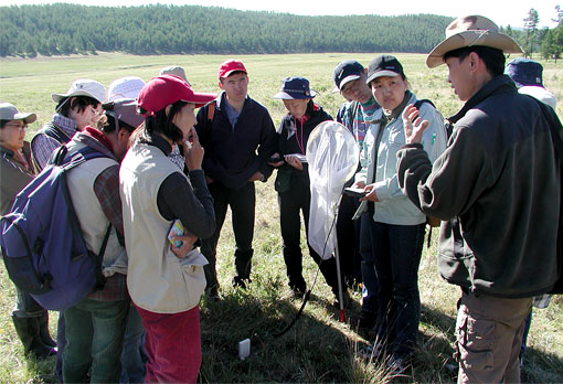 photo showing research scientists and students in Mongolia