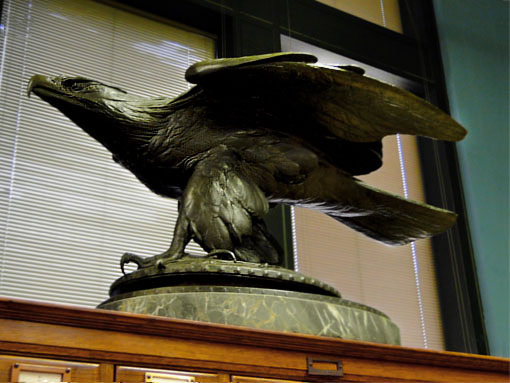 Victory, a sculpture of an eagle by Albert Laessle